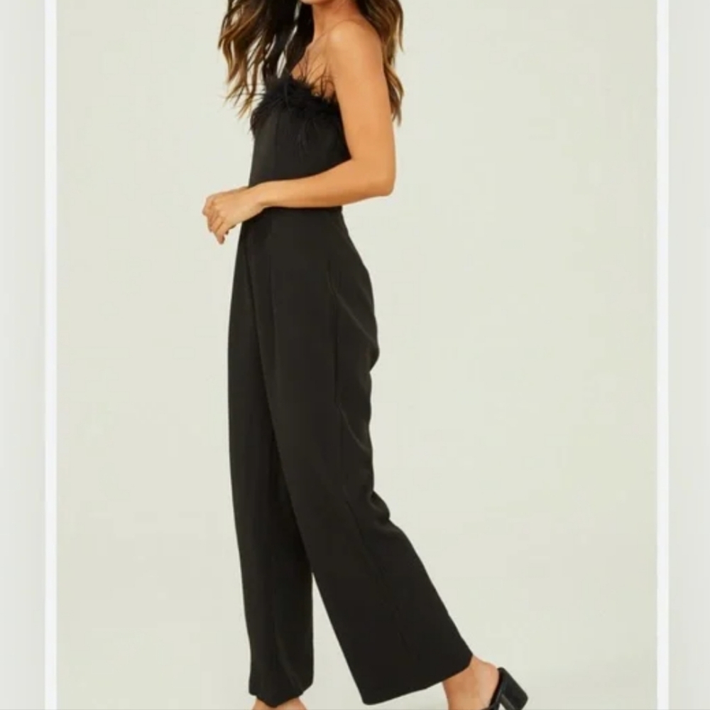 NWT Nicole Miller black jumpsuit with feather top detail - Picture 2 of 7